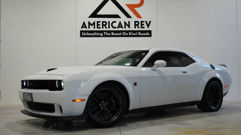 Dodge Challenger R/T Scat Pack Widebody