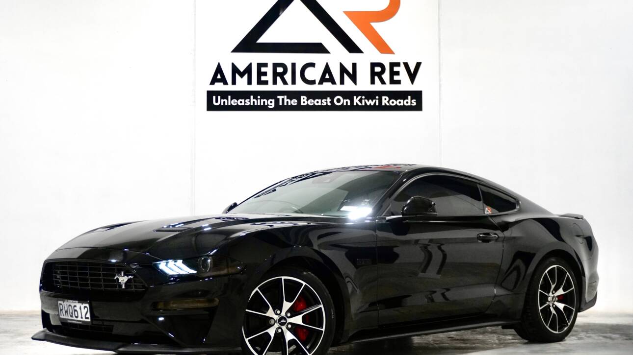 2022 Ford Mustang EcoBoost 2.3L Fastback AT